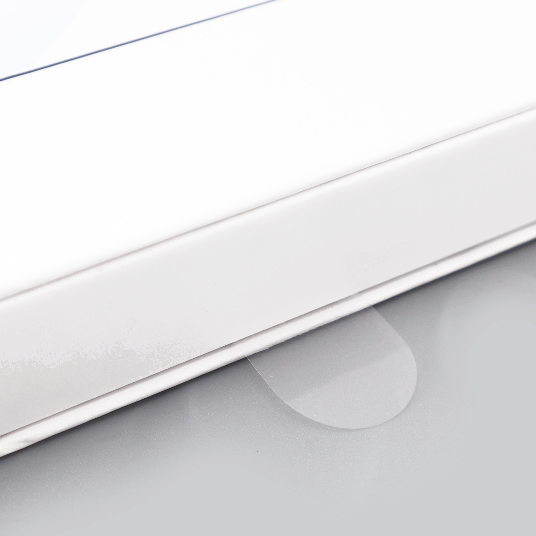 Side structure detail of electronics drawer packaging