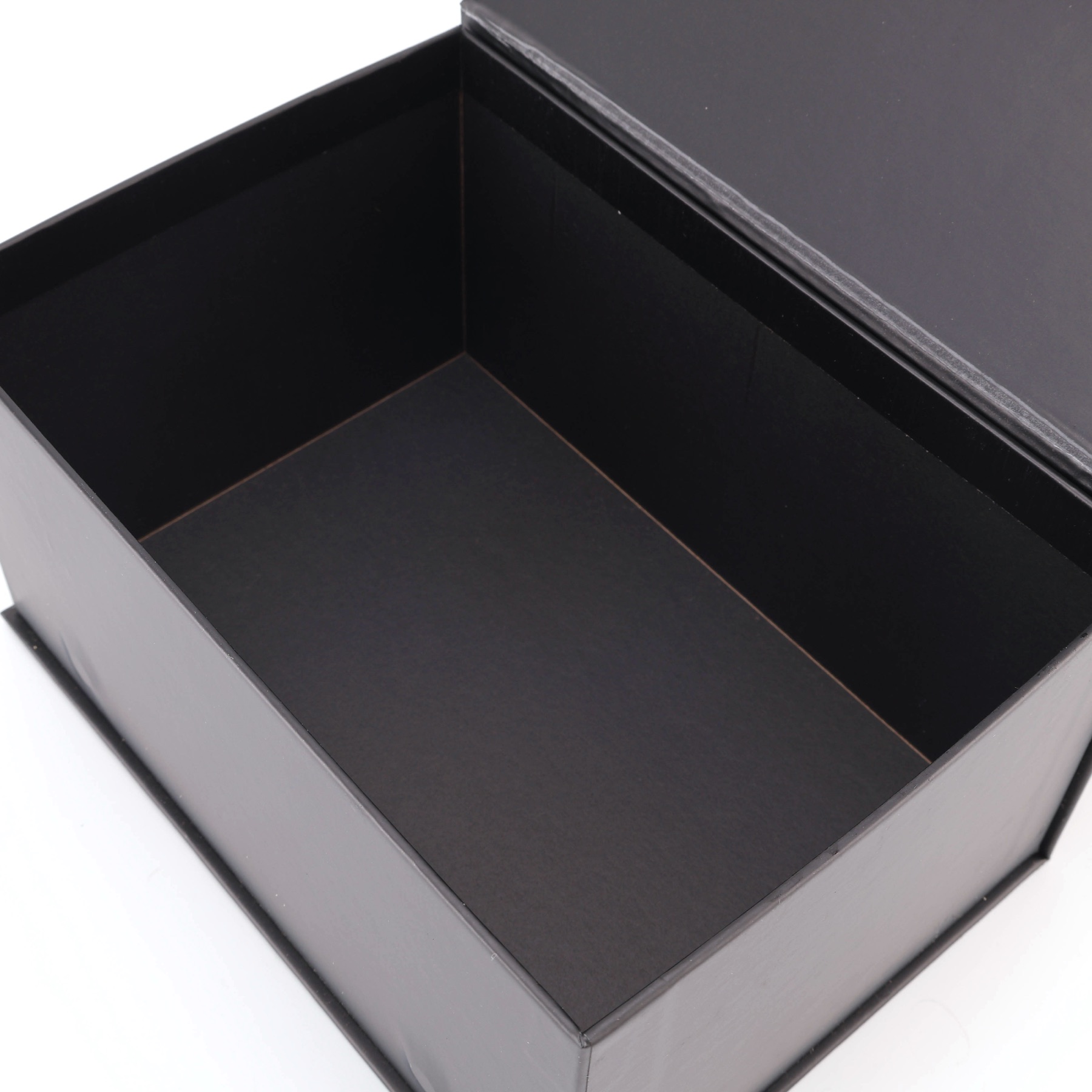 Rigid paper box inner detail and wrapping finish